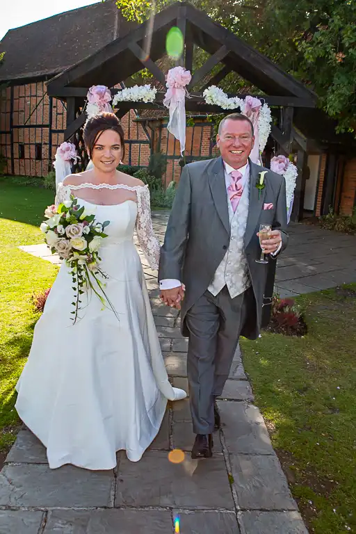 Wedding photography at Kingfisher (Barns) Hotel, Bedford