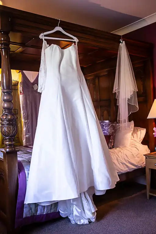 Wedding photography at Kingfisher (Barns) Hotel, Bedford