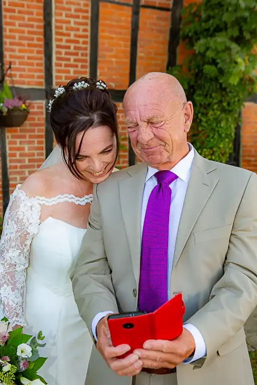 Wedding photography at Kingfisher (Barns) Hotel, Bedford