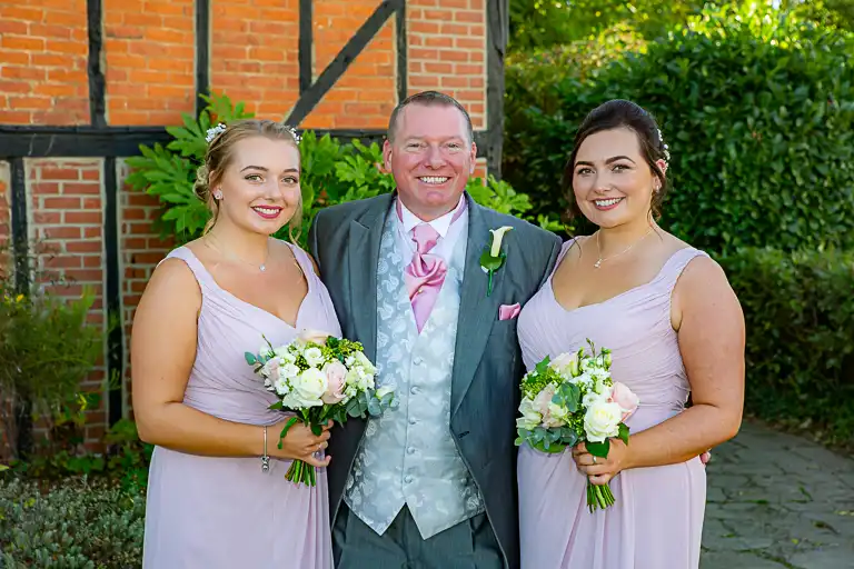 Wedding photography at Kingfisher (Barns) Hotel, Bedford