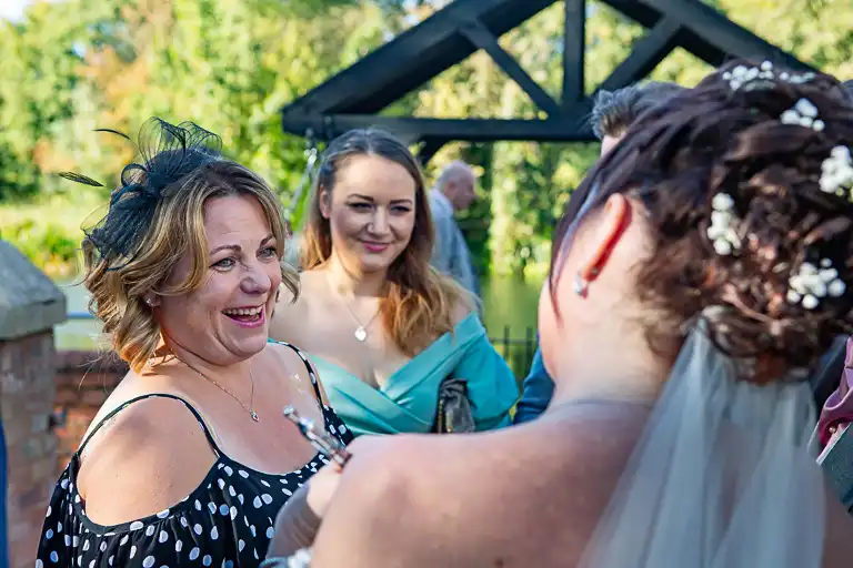 Wedding photography at Kingfisher (Barns) Hotel, Bedford