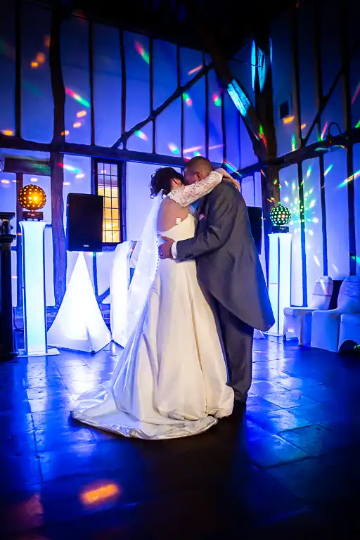 Wedding photography at Kingfisher (Barns) Hotel, Bedford