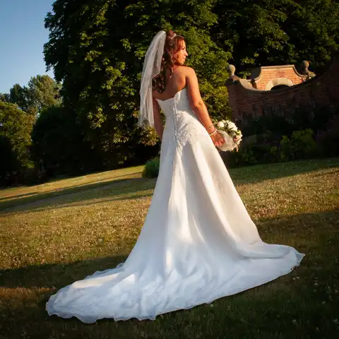 wedding photography at Fanhams Hall, Ware