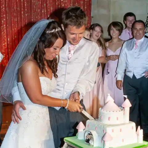 wedding photography at Fanhams Hall, Ware