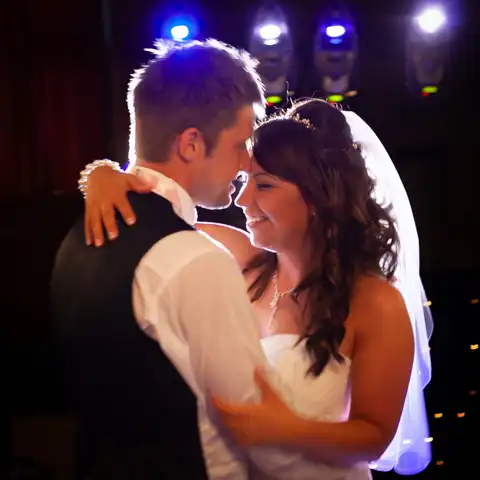 wedding photography at Fanhams Hall, Ware