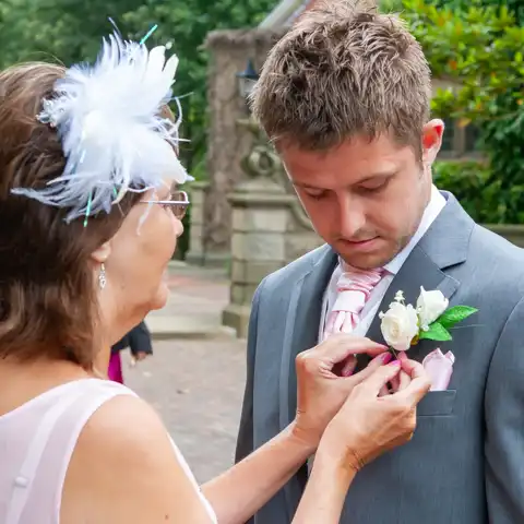 wedding photography at Fanhams Hall, Ware