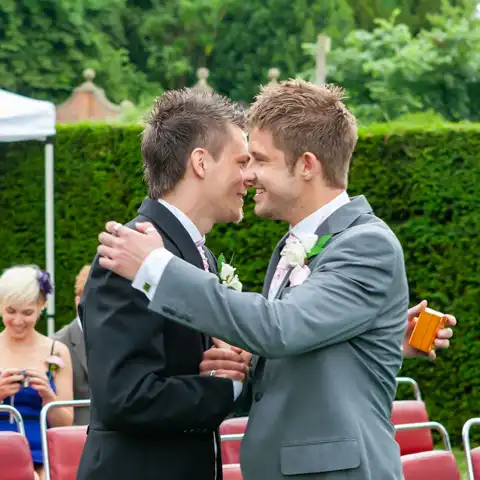 wedding photography at Fanhams Hall, Ware