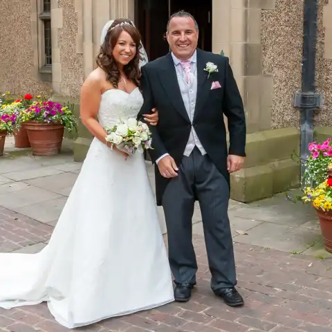 wedding photography at Fanhams Hall, Ware