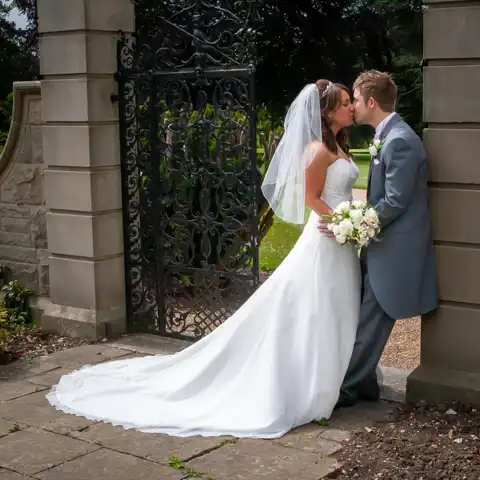 wedding photography at Fanhams Hall, Ware
