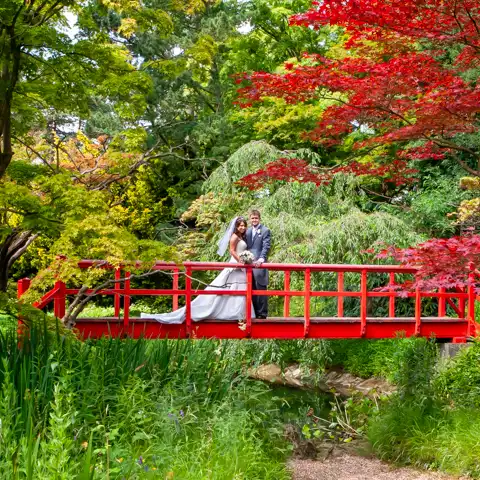 wedding photography at Fanhams Hall, Ware