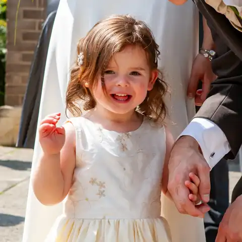 wedding photography at St Pauls Church Letchworth and Letchworth Hall Hotel