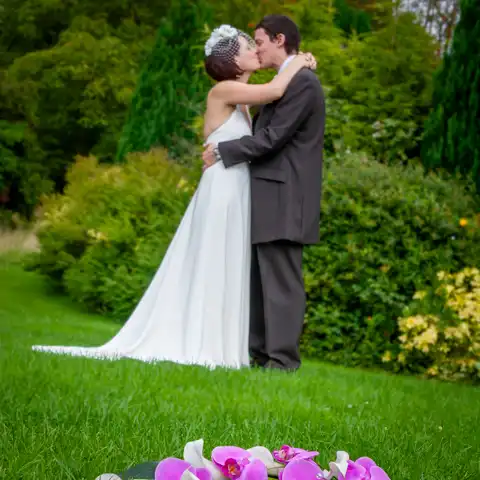 wedding photography at St Pauls Church Letchworth and Letchworth Hall Hotel