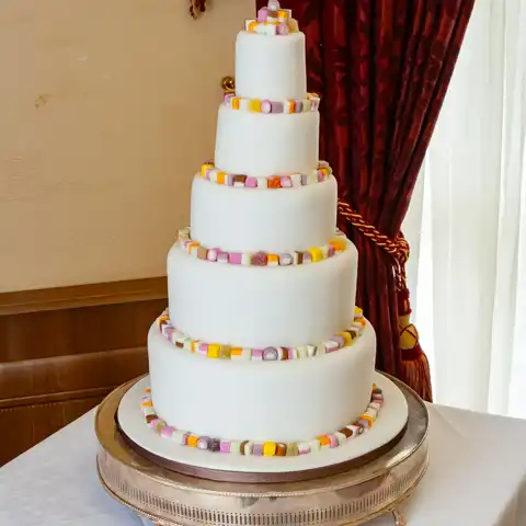 wedding photography at St Pauls Church Letchworth and Letchworth Hall Hotel
