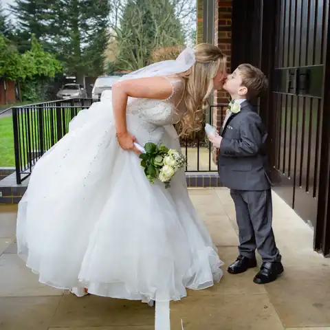 wedding photography at St Hildas Church Stevenage and Letchworth Hall Hotel