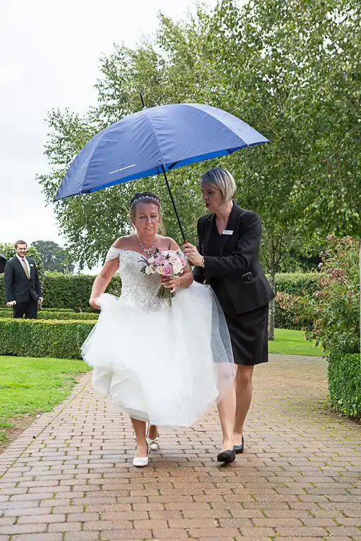 Wedding photography at Tewin Bury Farm, Welwyn
